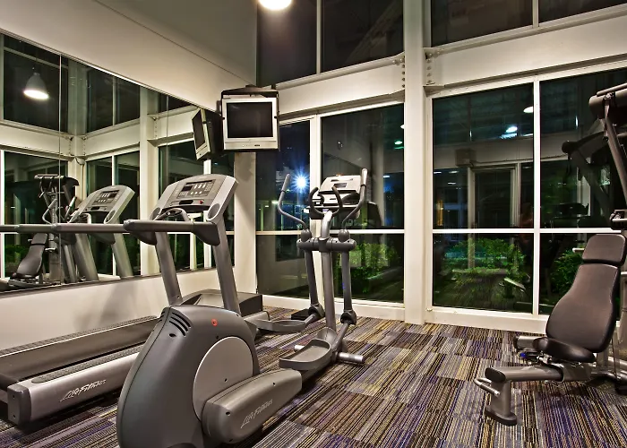 Holiday Inn Chicago - Elk Grove