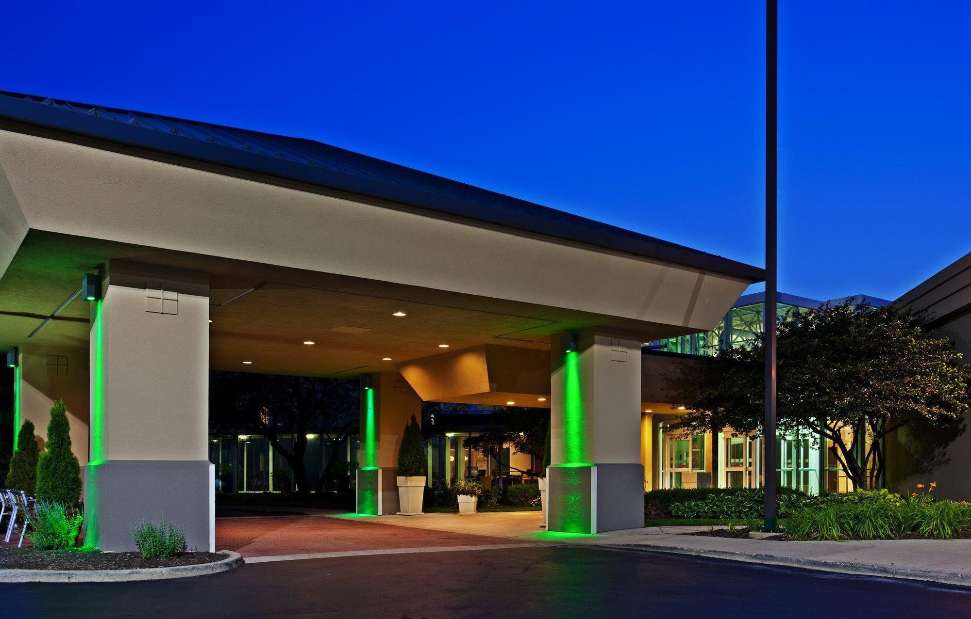 Holiday Chicago - Elk Grove, An Ihg Hotel 3*